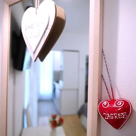 La Vie Est Belle Apartman Zágráb Kültér fotó