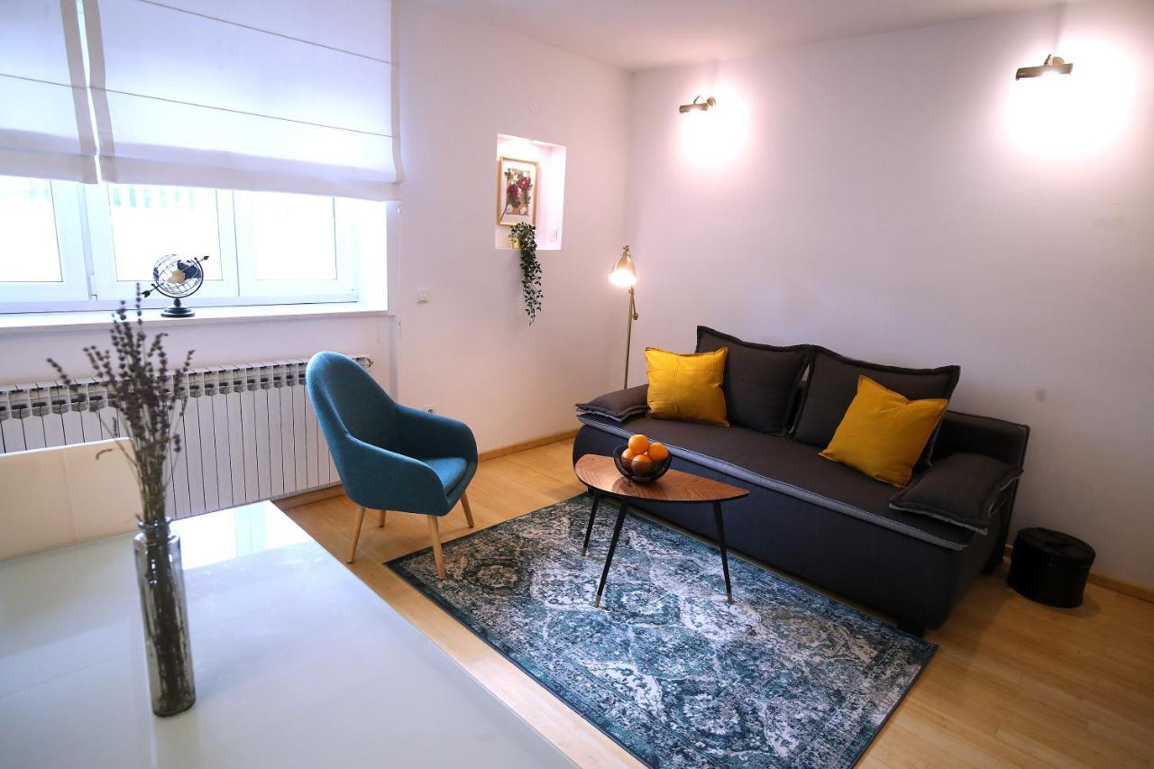 La Vie Est Belle Apartman